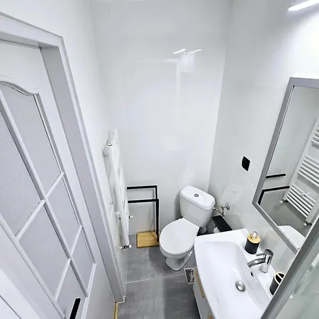 Apartament Center *